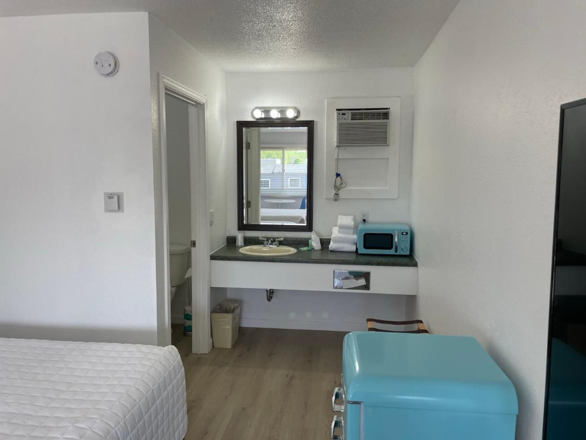 Double Room Lake City Экстерьер фото