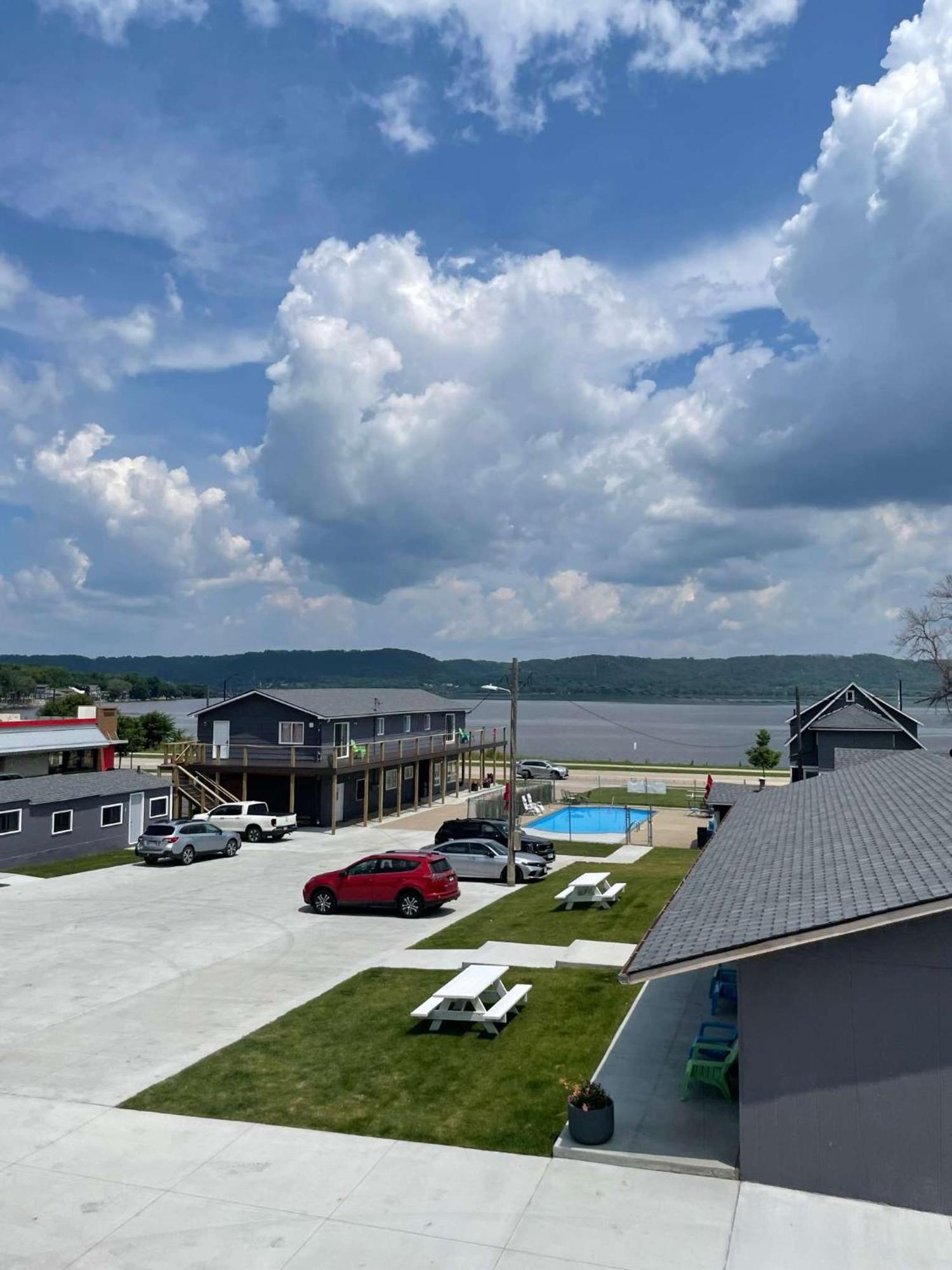 Double Room Lake City Экстерьер фото